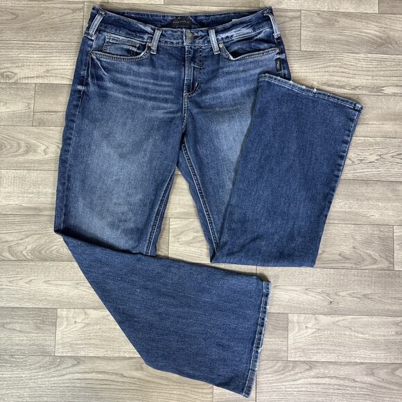 Silver Jeans Mid Rise Stretch Suki Bootcut Jeans Medium Wash sz 32 - Picture 1 of 9